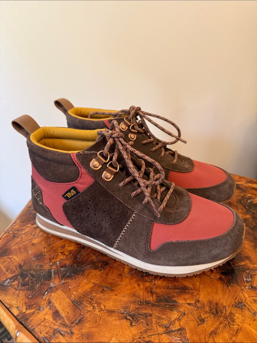 Women’s Teva Highside '84 Mid Shoes Boots size 8.5
